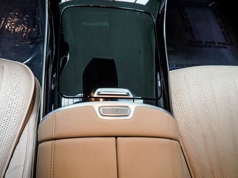 Used 2023 Mercedes-Benz S 500 4MATIC image 16