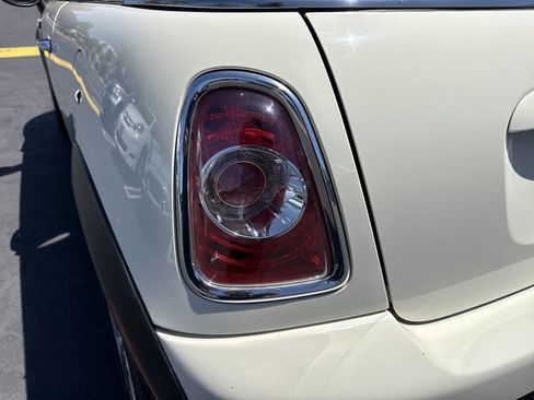 Used 2011 MINI Cooper S FWD image 33