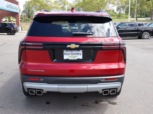 New 2025 Chevrolet Traverse LT w/ Sun and Wheel Package image 32