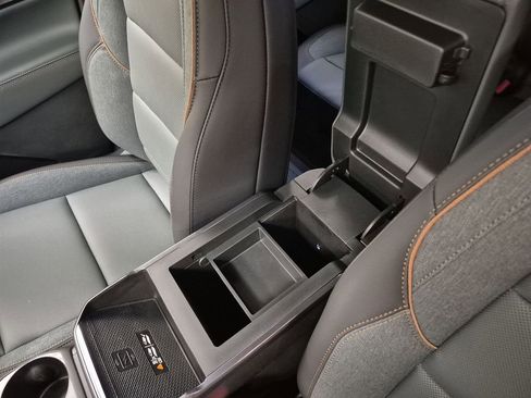 New 2026 GMC Terrain AT4 w/ Technology Package II image 36