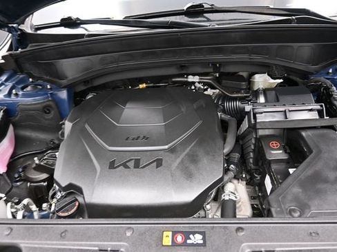 Used 2025 Kia Telluride S FWD image 33