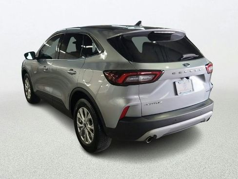 Used 2024 Ford Escape Active w/ Tech Pack #1 AWD/4WD image 4