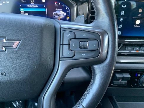 Used 2023 Chevrolet Silverado 1500 ZR2 w/ Technology Package AWD/4WD image 26