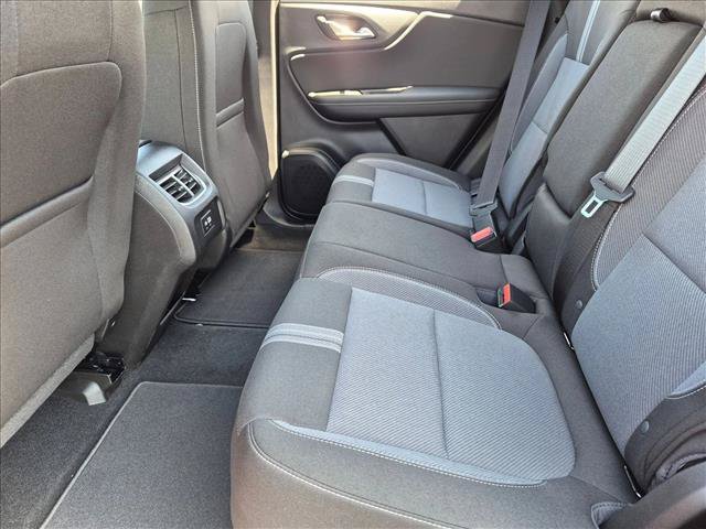 New 2026 Chevrolet Blazer LT w/ LPO, Black Grille Bar Package FWD image 14