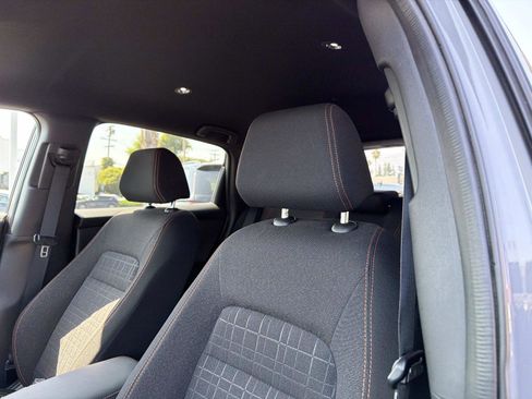 Used 2025 Honda HR-V Sport image 17