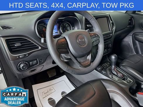 Used 2022 Jeep Cherokee Trailhawk w/ Comfort/Convenience Group AWD/4WD image 9