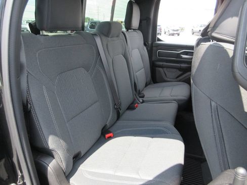 Used 2022 RAM 1500 Big Horn AWD/4WD image 23