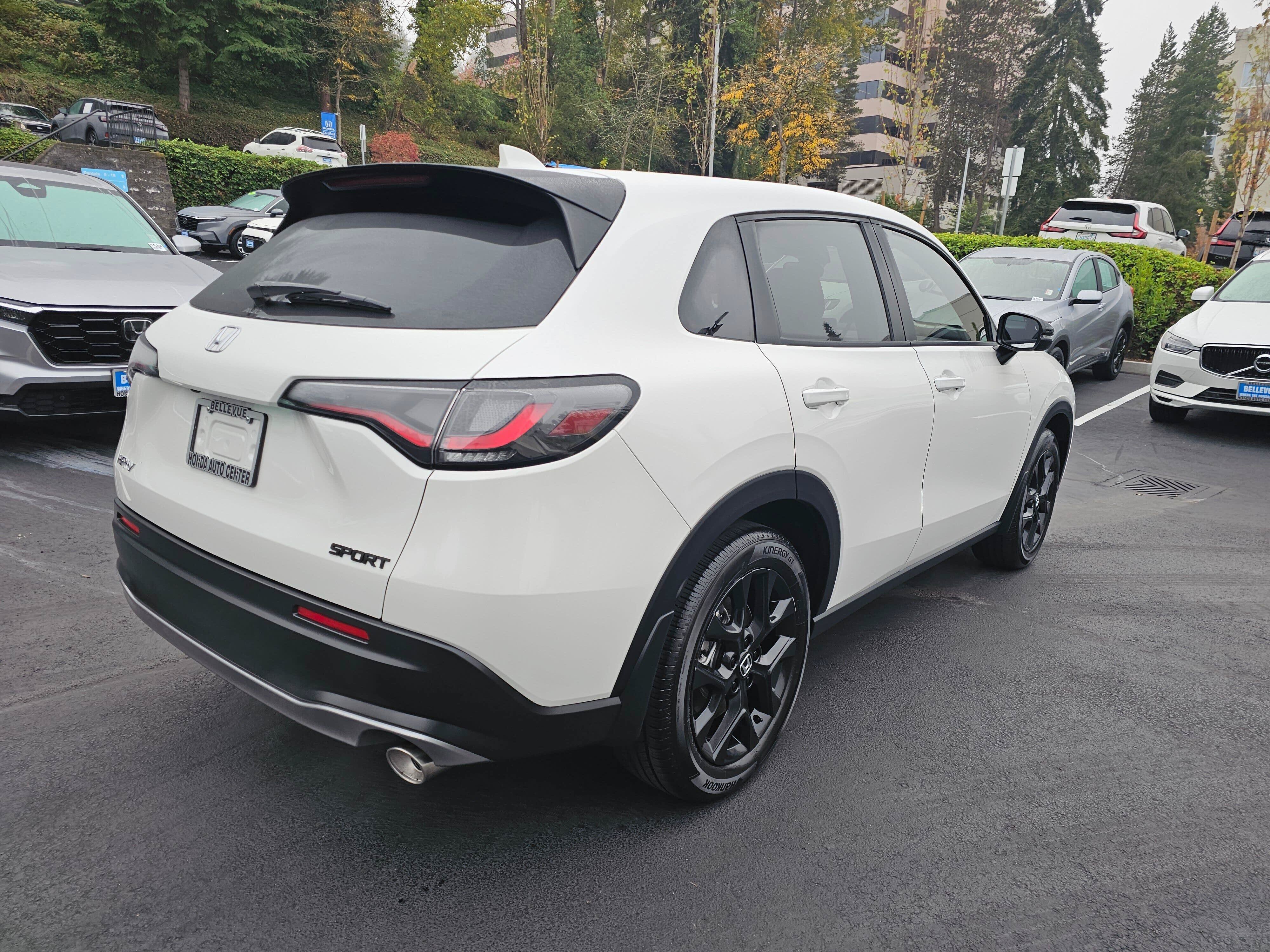 Certified 2025 Honda HR-V Sport image 7