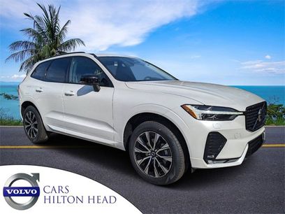 New 2025 Volvo XC60 B5 Core w/ Climate Package