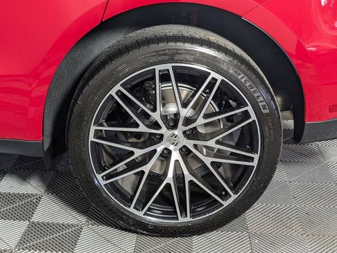 New 2026 Porsche Macan image 12