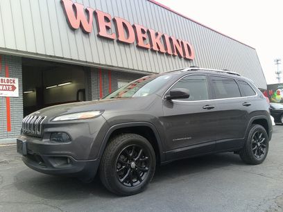 Used 2017 Jeep Cherokee Latitude w/ Cold Weather Group