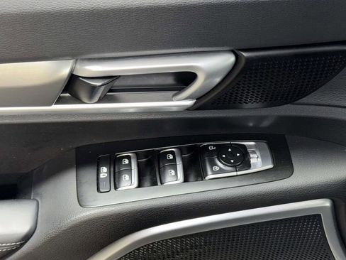 Used 2022 Kia Telluride S FWD image 20