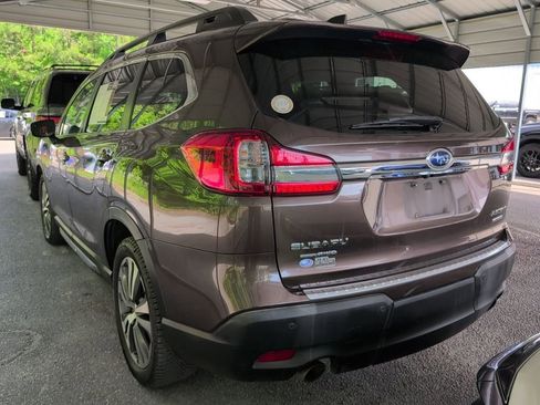 Used 2019 Subaru Ascent Limited w/ Popular Package #3 AWD/4WD image 4