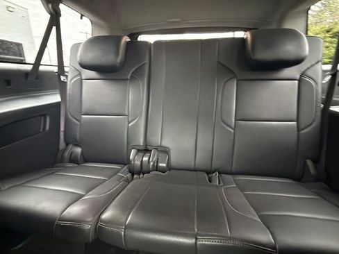 Used 2017 Chevrolet Suburban LT image 49