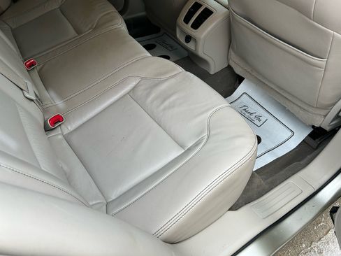 Used 2011 Ford Taurus SEL w/ 201A Rapid Spec Order Code image 12