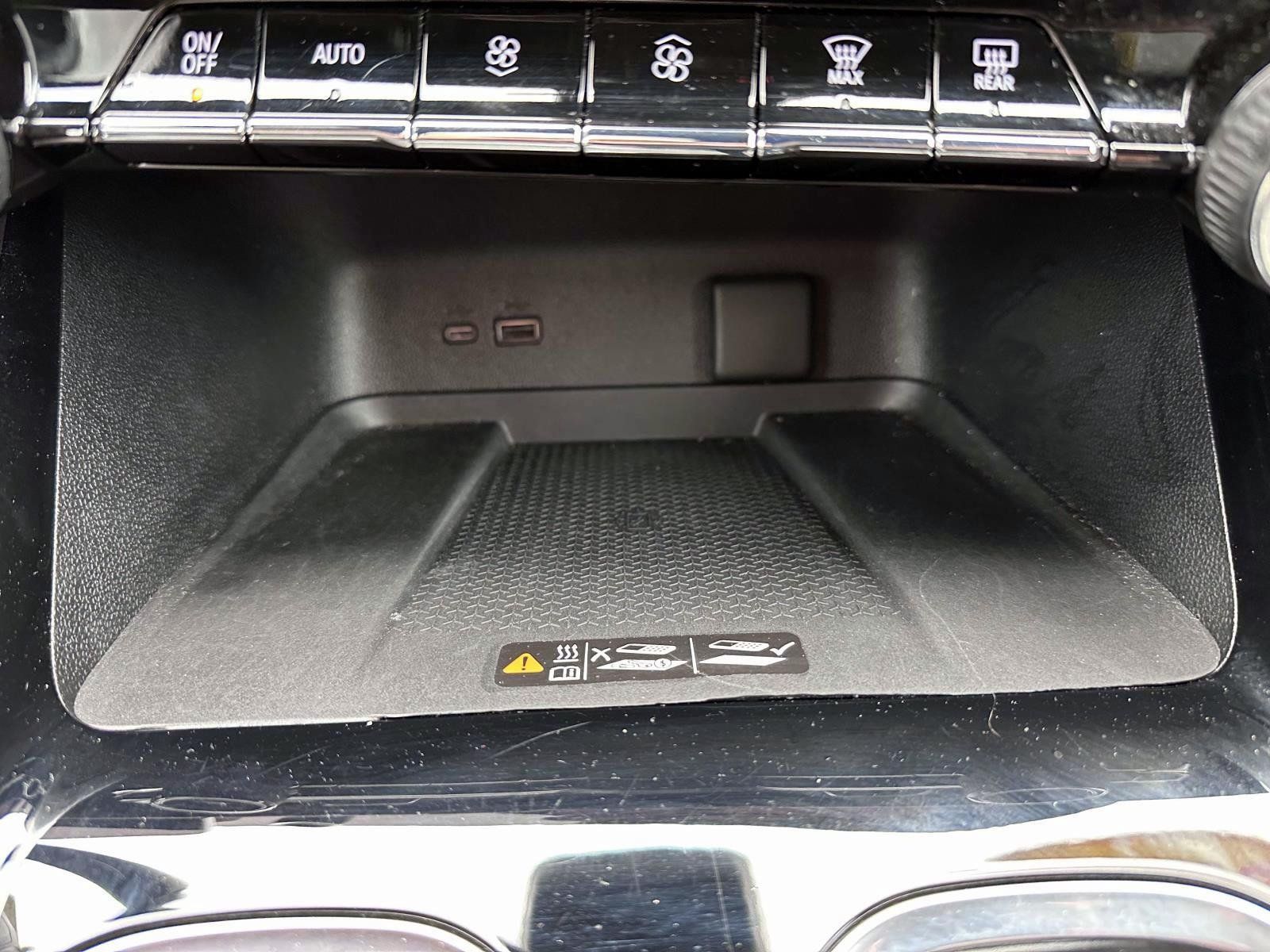 Used 2024 Chevrolet Traverse LT FWD image 26