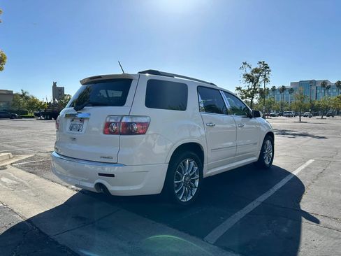 Used 2011 GMC Acadia Denali AWD/4WD image 4