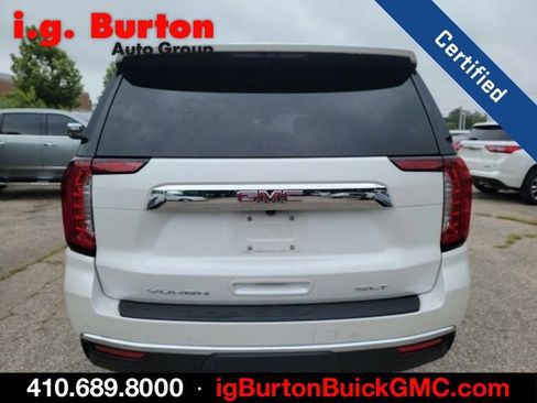 Used 2024 GMC Yukon XL SLT w/ SLT Luxury Package AWD/4WD image 5