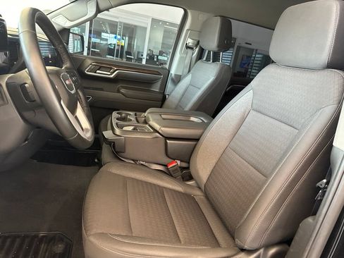 Used 2024 GMC Sierra 1500 Elevation AWD/4WD image 6