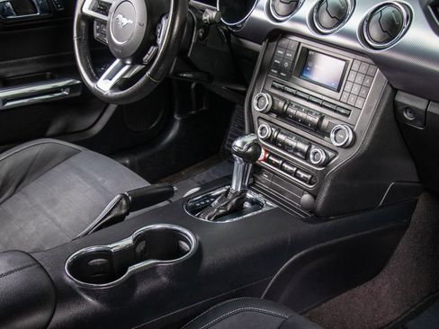 Used 2015 Ford Mustang GT RWD image 16