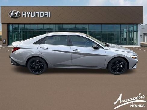 New 2026 Hyundai Elantra SEL Sport image 6