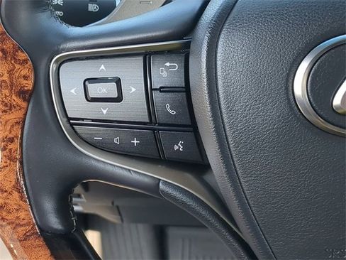 Used 2021 Lexus ES 350 w/ Premium Package image 21