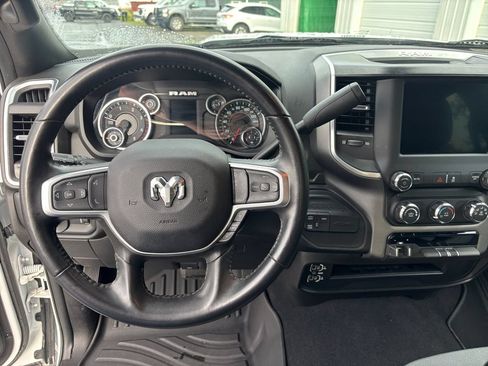 Used 2024 RAM 3500 Big Horn AWD/4WD image 19