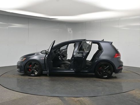 Used 2020 Volkswagen GTI SE image 49