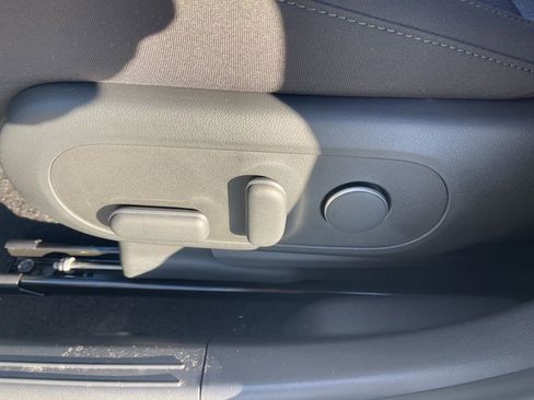 New 2026 Hyundai Ioniq 5 SE image 17