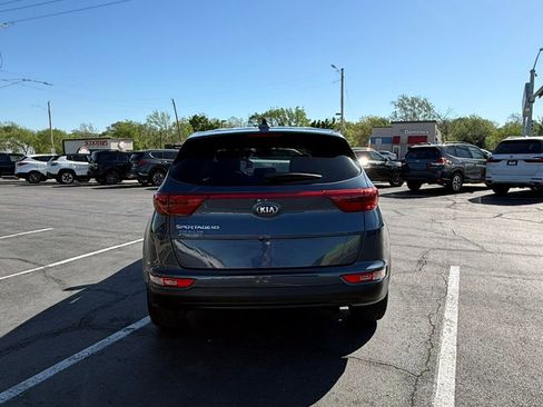 Used 2018 Kia Sportage LX image 12