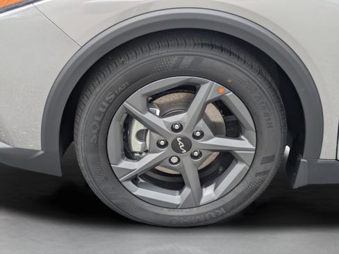 New 2026 Kia K4 LXS image 13