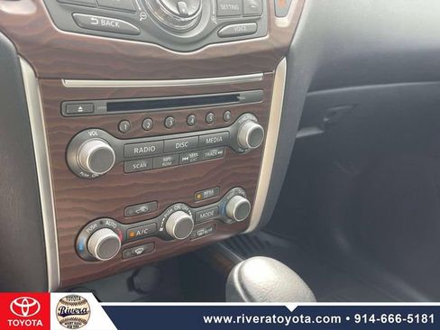 Used 2017 Nissan Pathfinder Platinum w/ Midnight Edition Package AWD/4WD image 31
