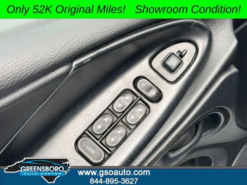 Used 1996 Ford Mustang GT RWD image 12