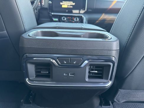 New 2026 GMC Sierra 2500 Denali w/ Denali Reserve Package image 28