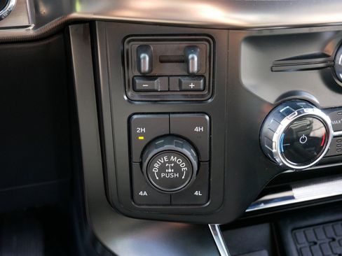 Used 2023 Ford F150 Raptor w/ Raptor Carbon Fiber Package AWD/4WD image 32