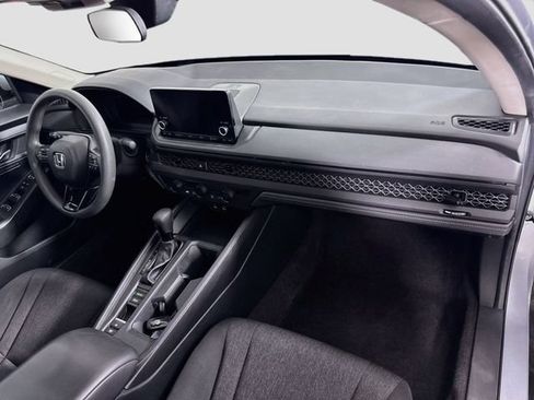 Used 2025 Honda Accord LX image 26