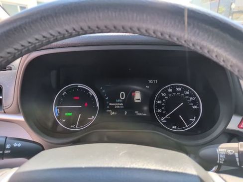 Certified 2024 Toyota Sienna Limited AWD/4WD image 24