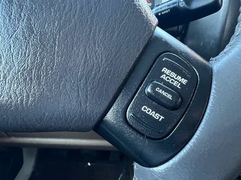 Used 2002 Jeep Wrangler Sahara AWD/4WD image 28
