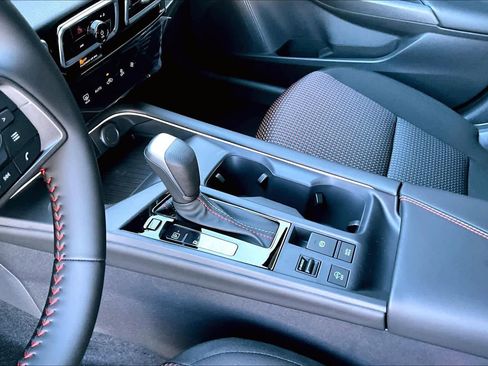 New 2026 Nissan Sentra SR w/ Floor Mat Package image 11