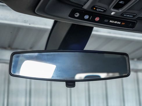 Used 2021 Chevrolet Silverado 1500 LT Trail Boss w/ Convenience Package II image 22