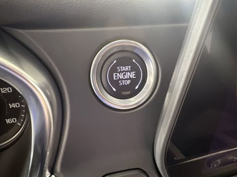 Used 2025 Chevrolet Blazer LT image 17