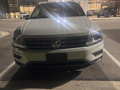 Used 2019 Volkswagen Tiguan SE image 5