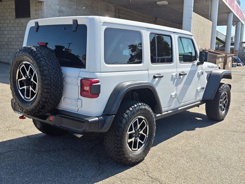 Certified 2025 Jeep Wrangler Unlimited Rubicon AWD/4WD image 7