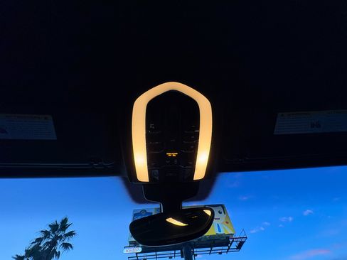 Used 2013 Porsche Cayenne S image 31