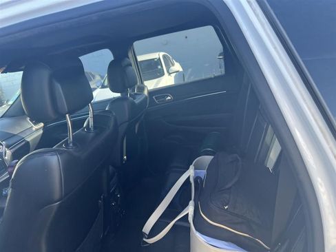 Used 2014 Jeep Grand Cherokee Limited w/ Trailer Tow Group IV image 6