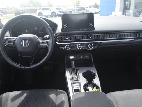 Certified 2023 Honda Civic EX image 13