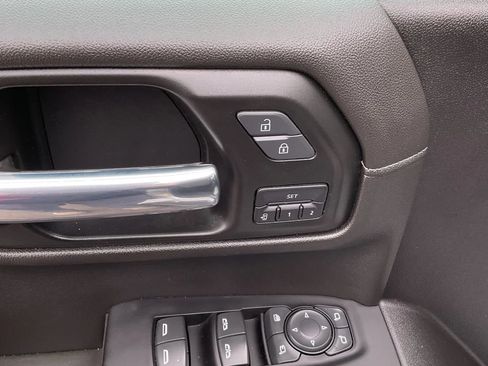 Used 2022 GMC Sierra 1500 SLT w/ SLT Premium Plus Package image 30