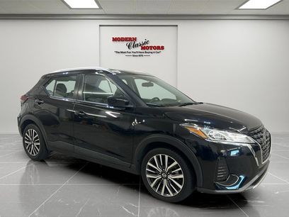 Used 2021 Nissan Kicks SV
