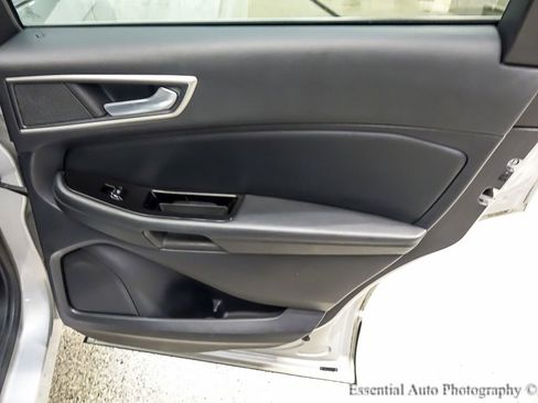 Used 2019 Ford Edge SEL w/ Equipment Group 201A image 26