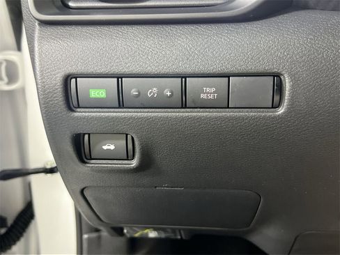 New 2025 Nissan Sentra S image 19